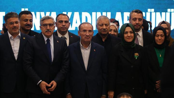ABD'nin İran Saldırılarına Erakçi'den Sert Tepki: Bölgemizden Ayrılın