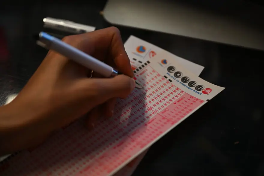 Belediye Başkanının Kardeşine Powerball'dan Milyonlarca Dolarlık İkramiye Çıktı