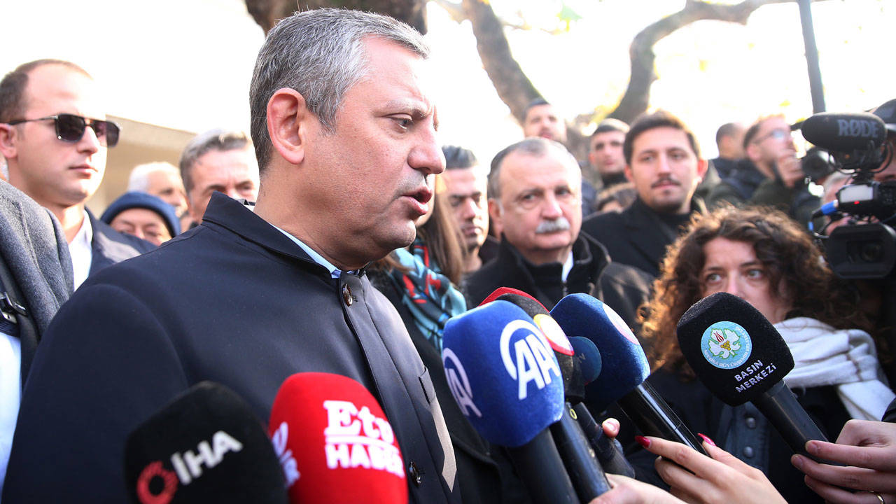 Meclis Aritmetiği Değişiyor: Özgür Özel'in Partisi Ana Muhalefete Yürüyor