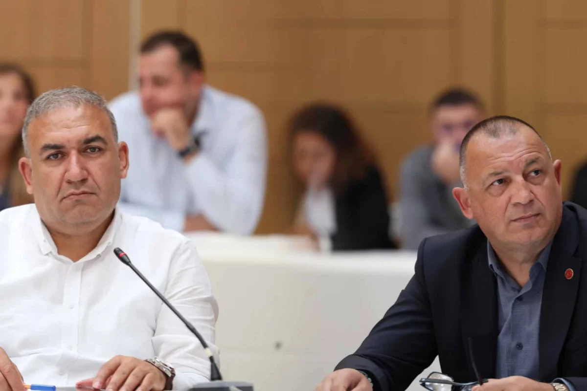 Silifke Belediyesi Soruşturmasında CHP'li Meclis Üyesi A.Ş. Tutuklandı