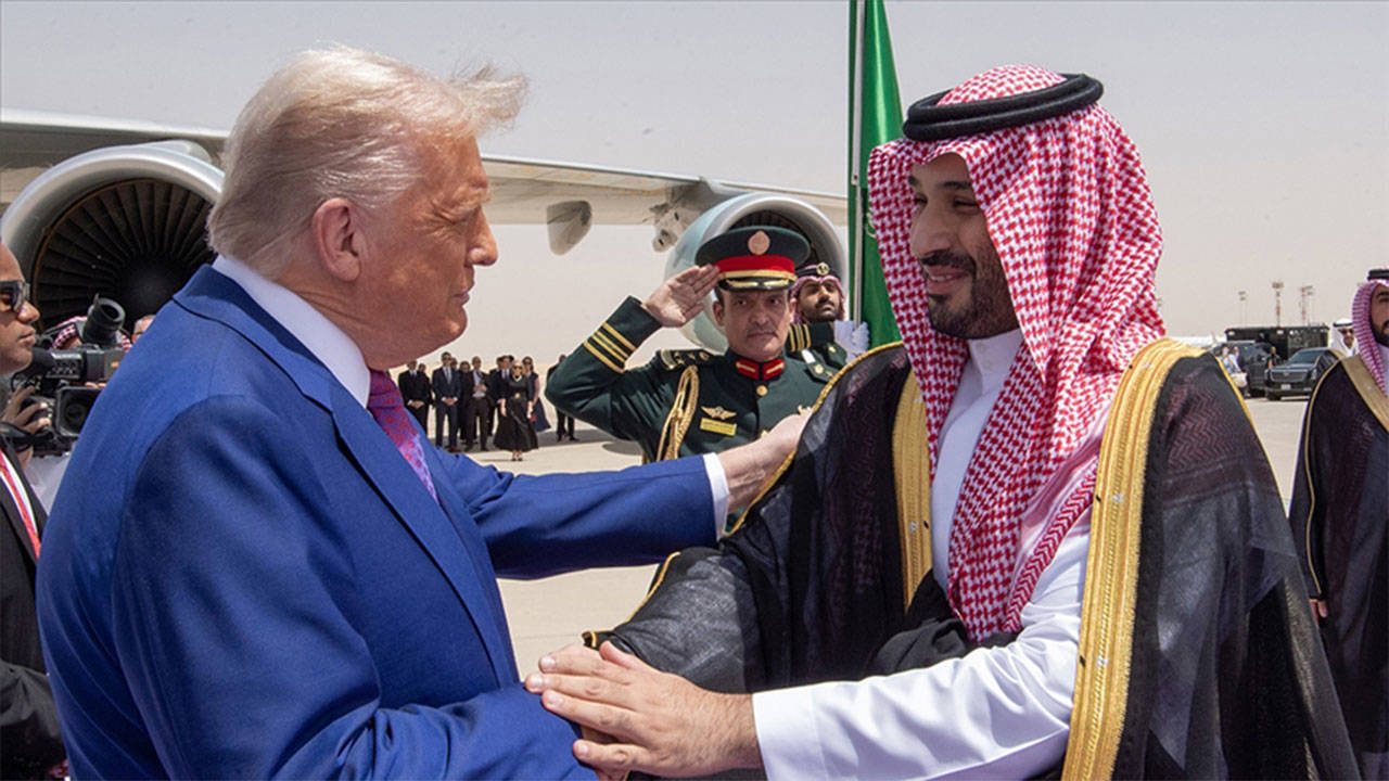 Trump'tan Suudi Arabistan'a Nükleer Onay: On Milyarlarca Dolarlık Anlaşma Yolda